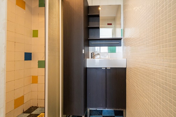 Medium property photo - Van der Waalsstraat 26, 3132 TM Vlaardingen